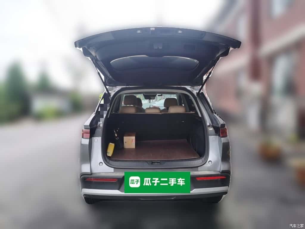 BYD Song, 2025 10