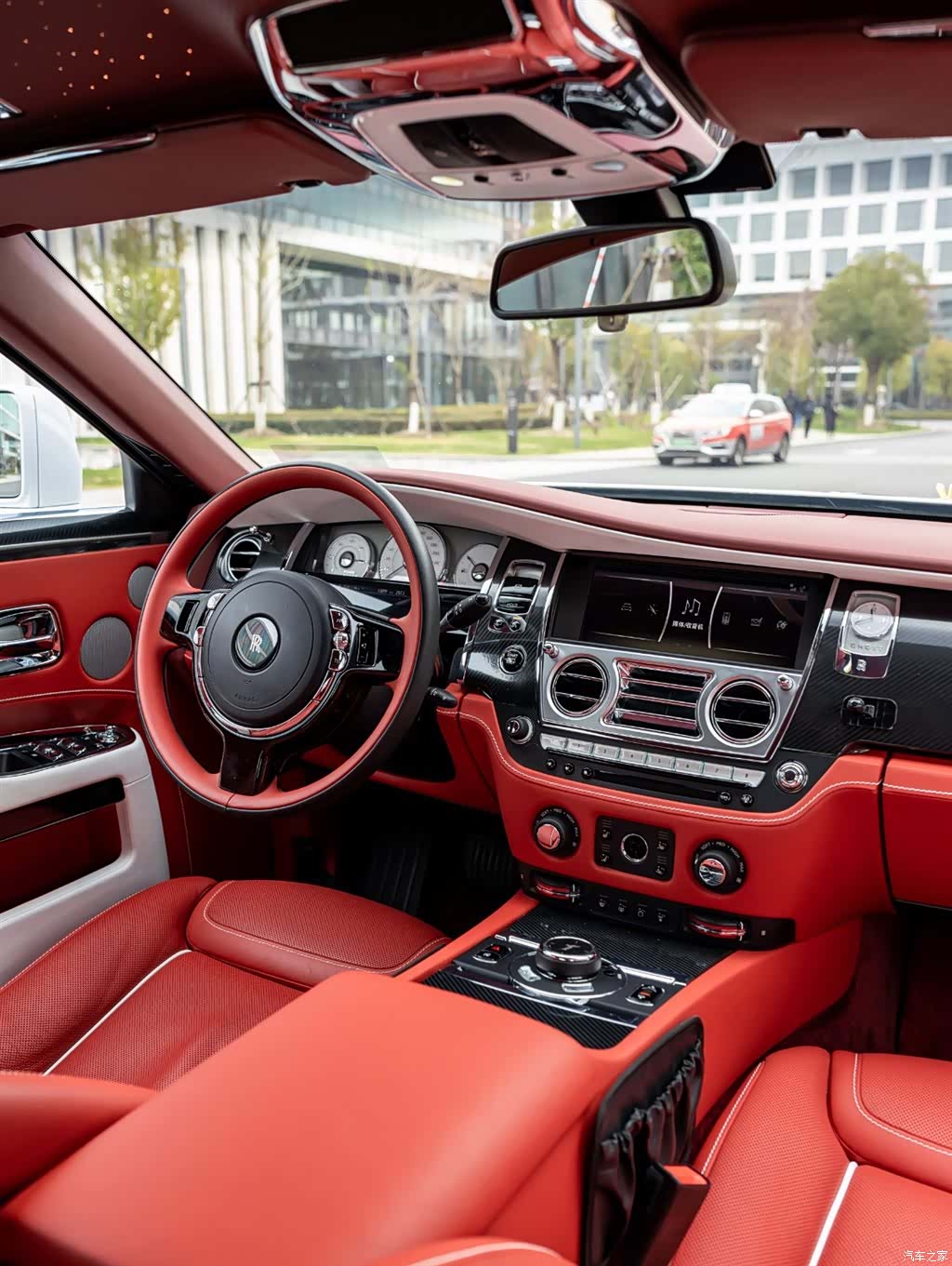 Rolls-Royce Ghost, 2019 13