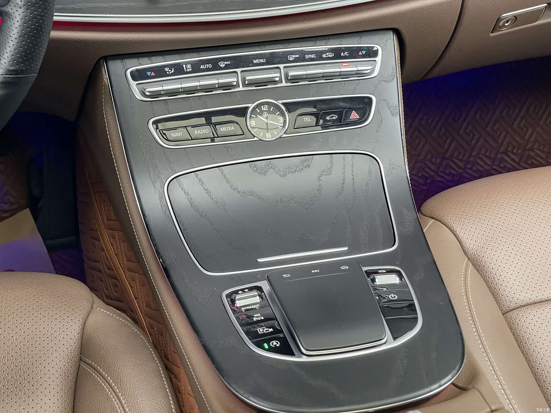 Mercedes-Benz E-Class, 2020 13