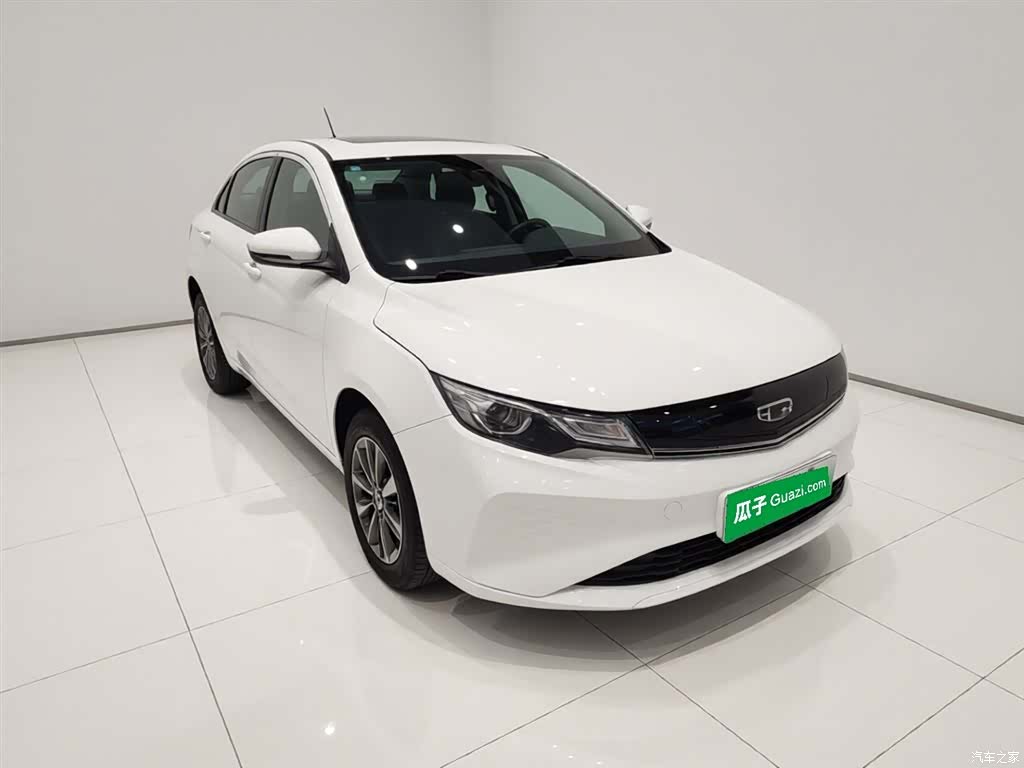 Geely Emgrand, 2021 4