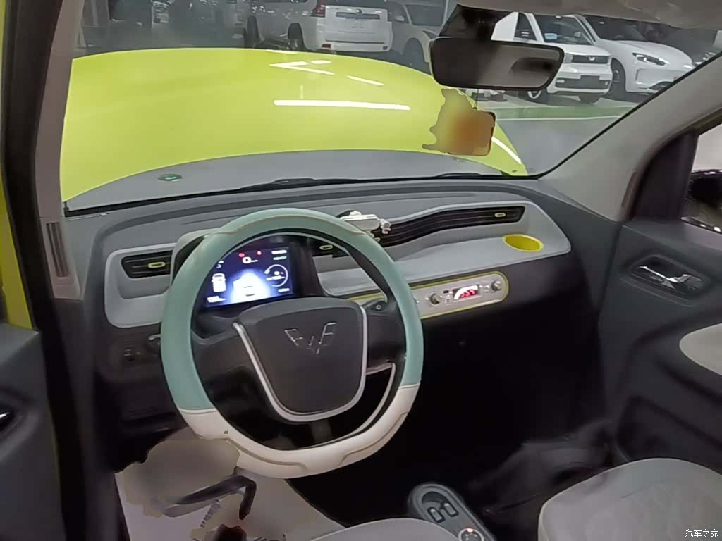Wuling MINIEV, 2023 10