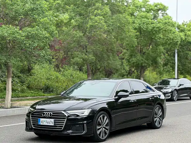 Audi A6L 2021 — купить из Китая под заказ