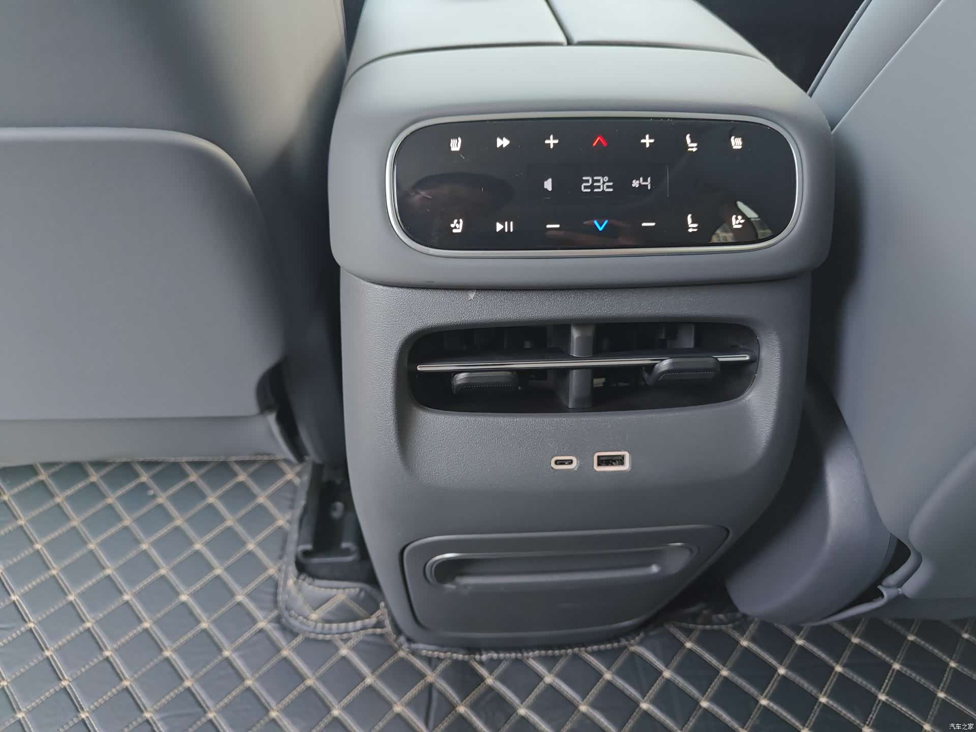 Leapmotor C11, 2025 12