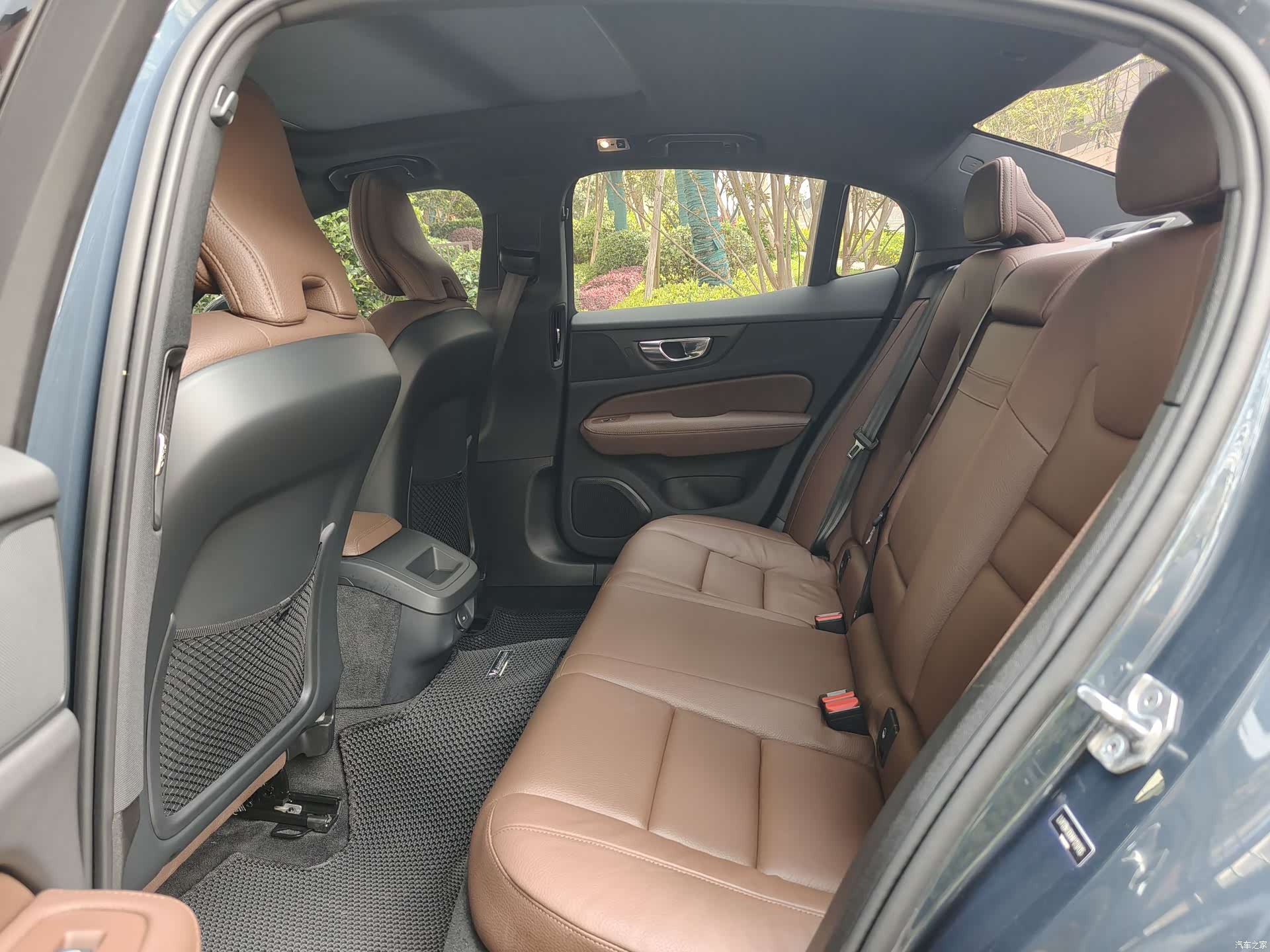 Volvo S60, 2022 8
