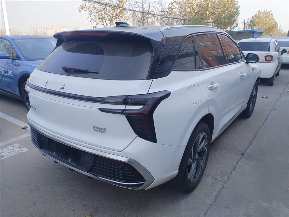 Hongqi HS3 PHEV
