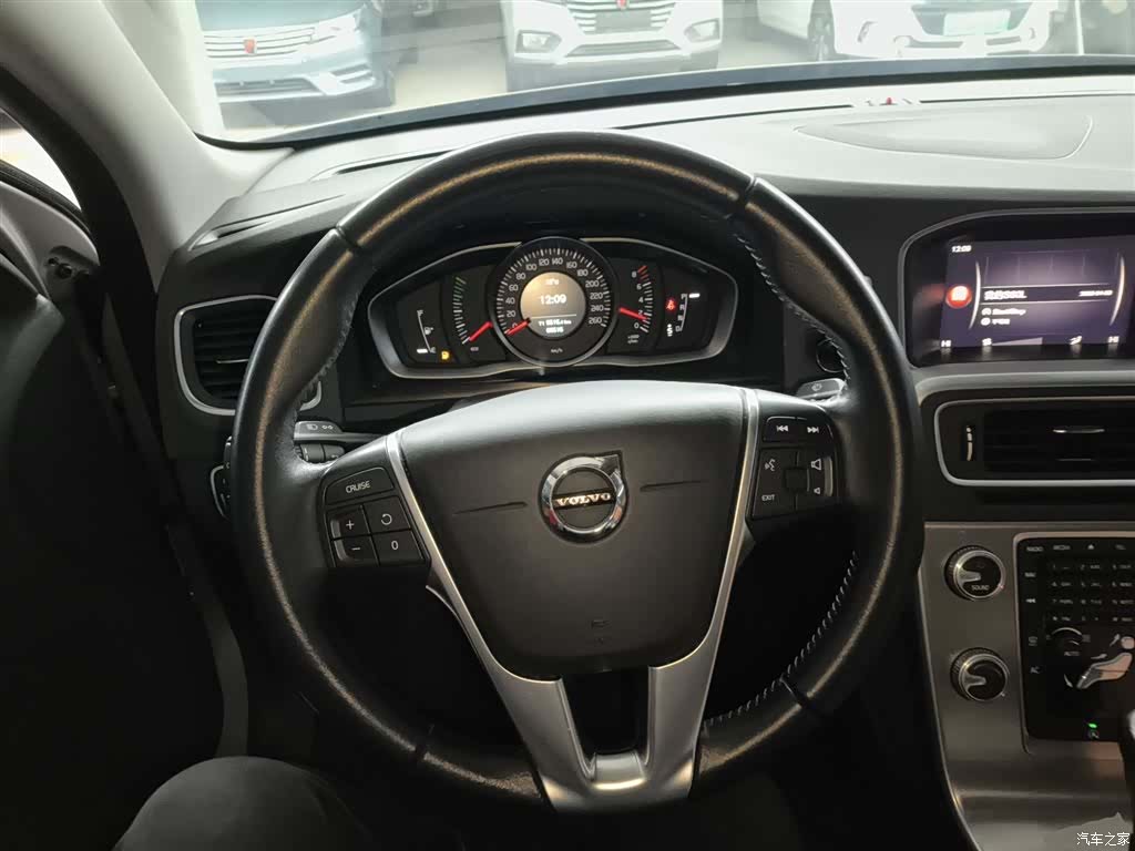Volvo S60, 2018 10