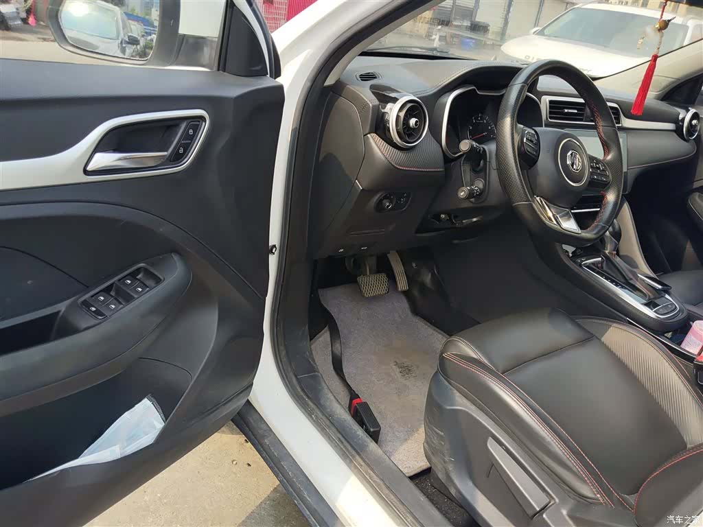 MG ZS, 2021 16