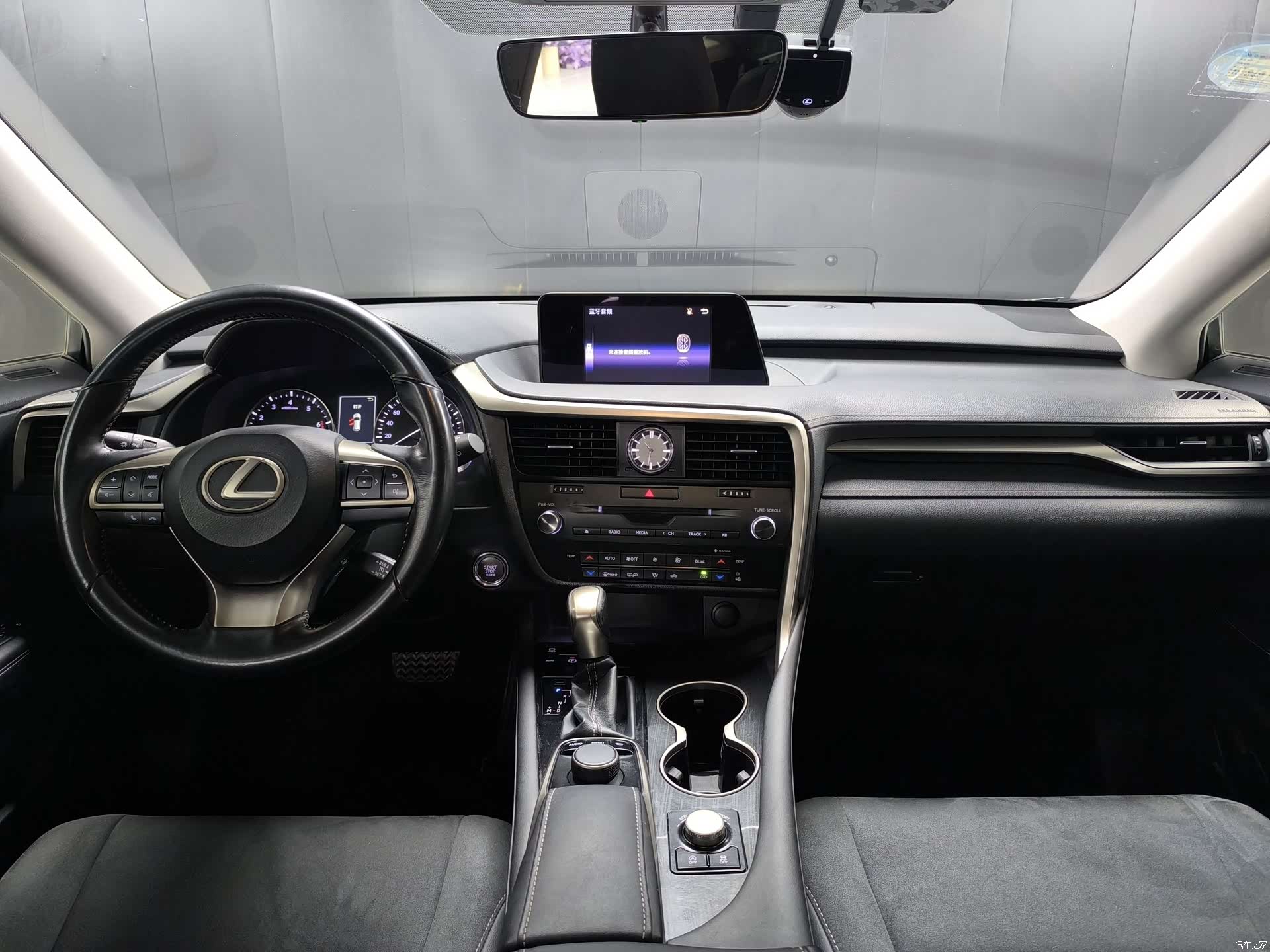 Lexus RX, 2019 7