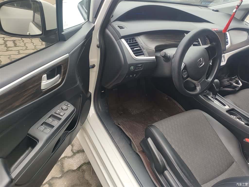 Honda Jade, 2018 16