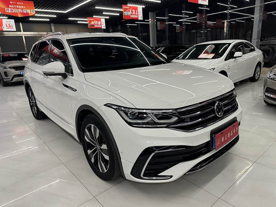 Volkswagen Tiguan L
