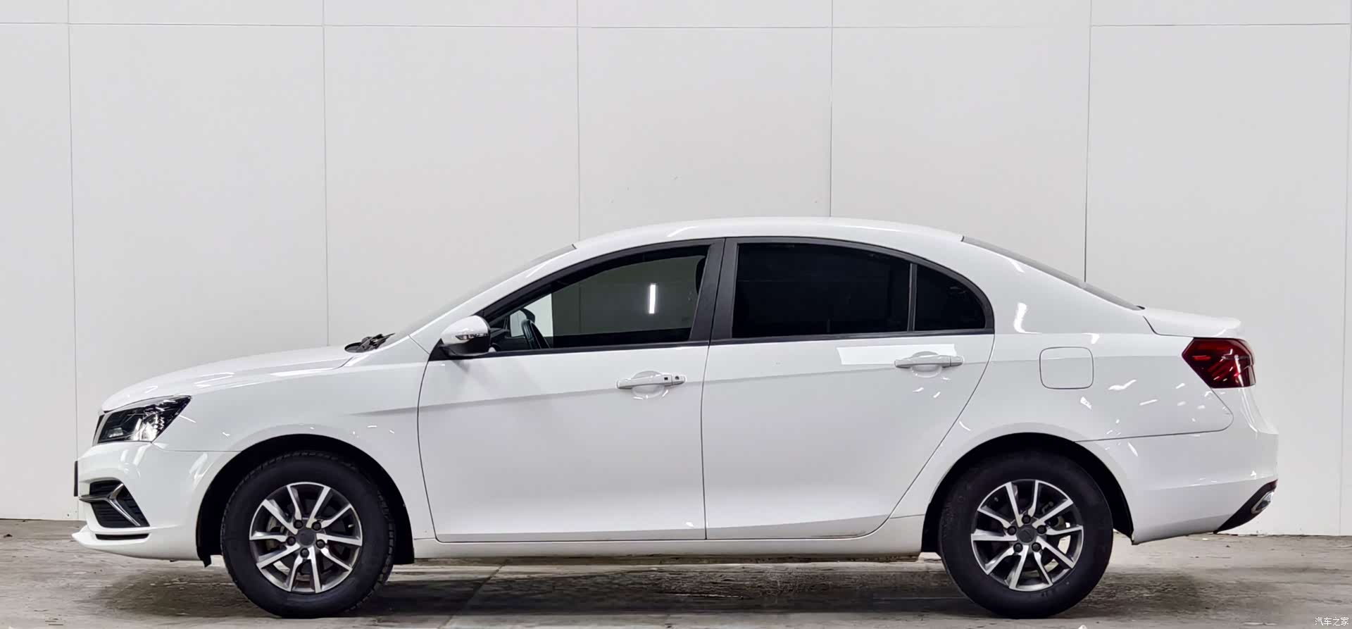 Geely Emgrand, 2019 7