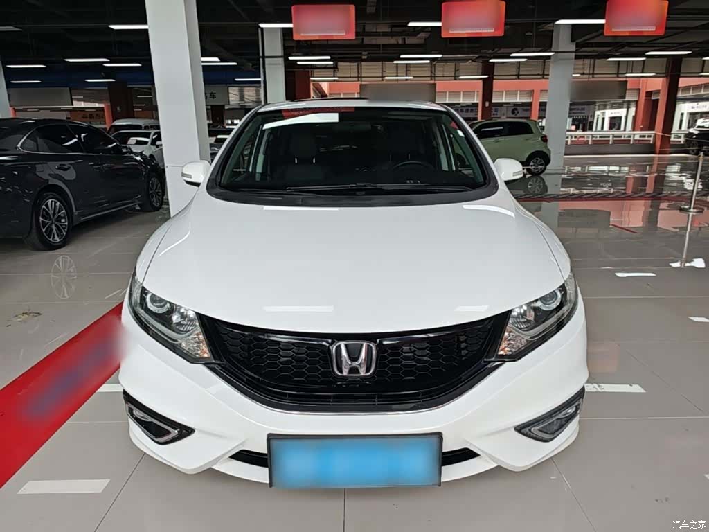 Honda Jade, 2015 3