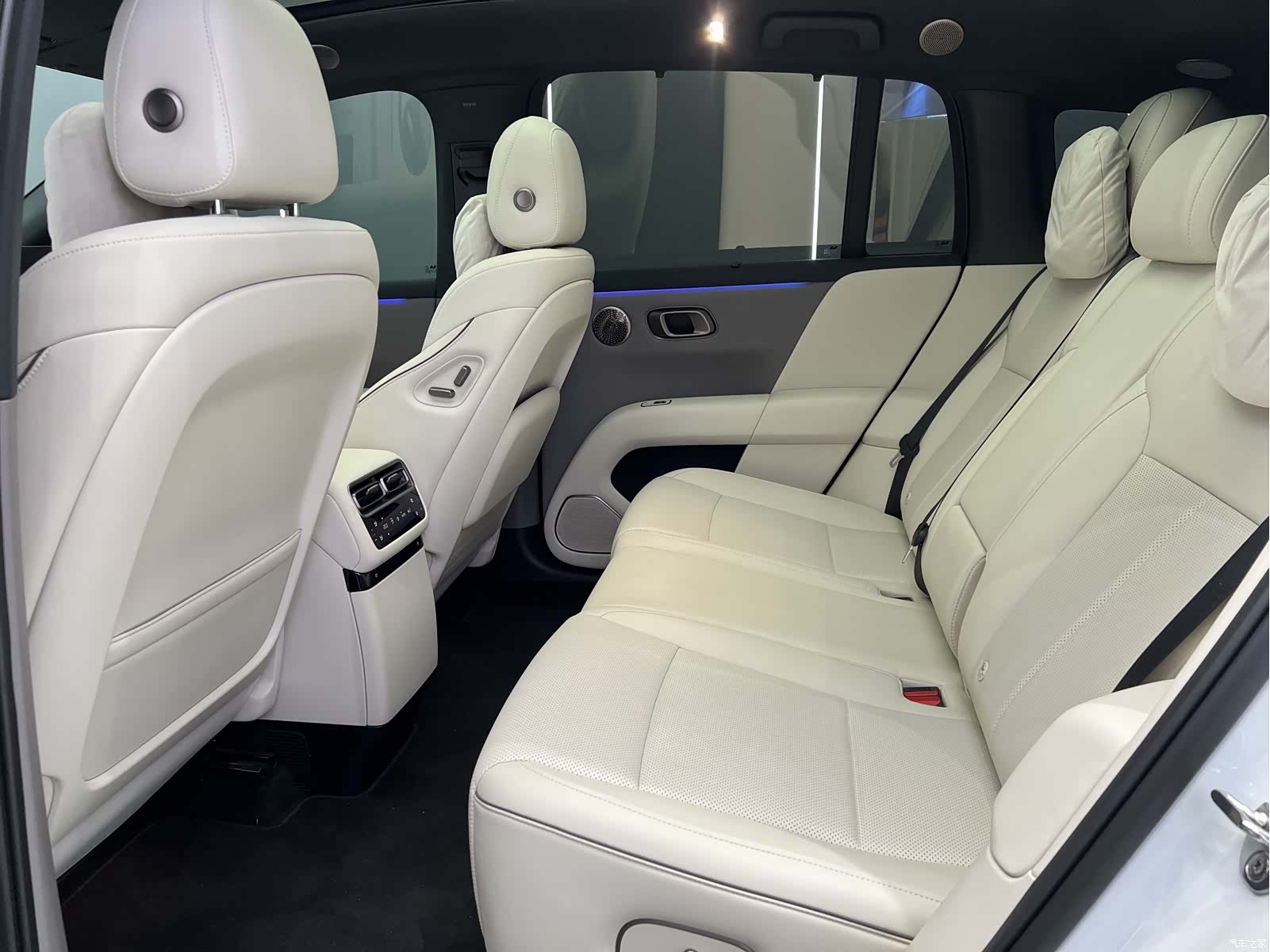 Li Auto i6, 2025 7