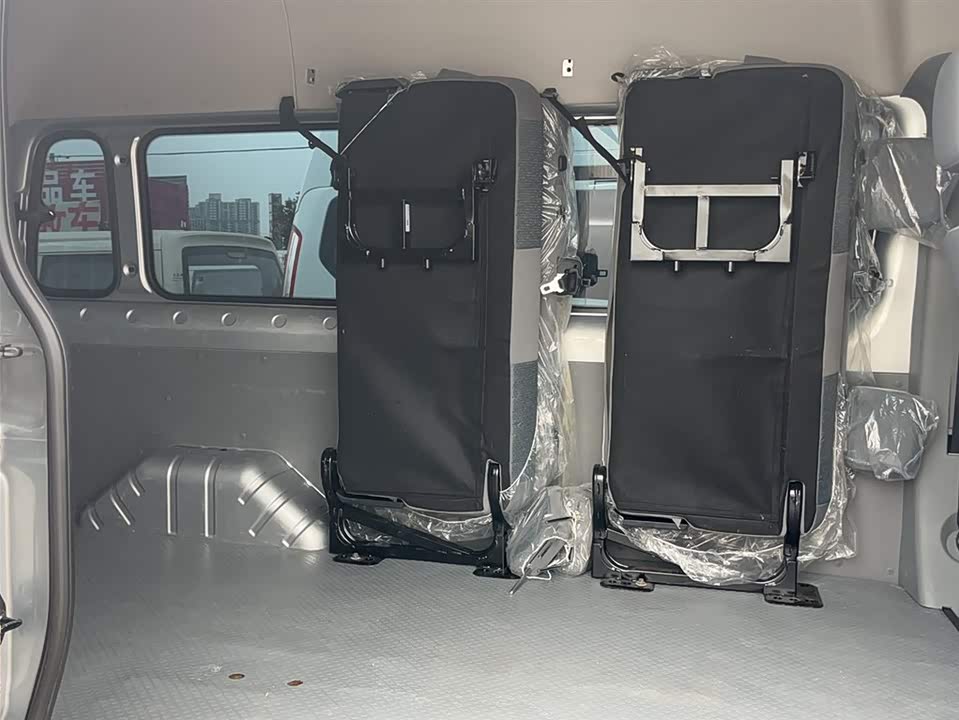 Foton Tuano Foton Tuano