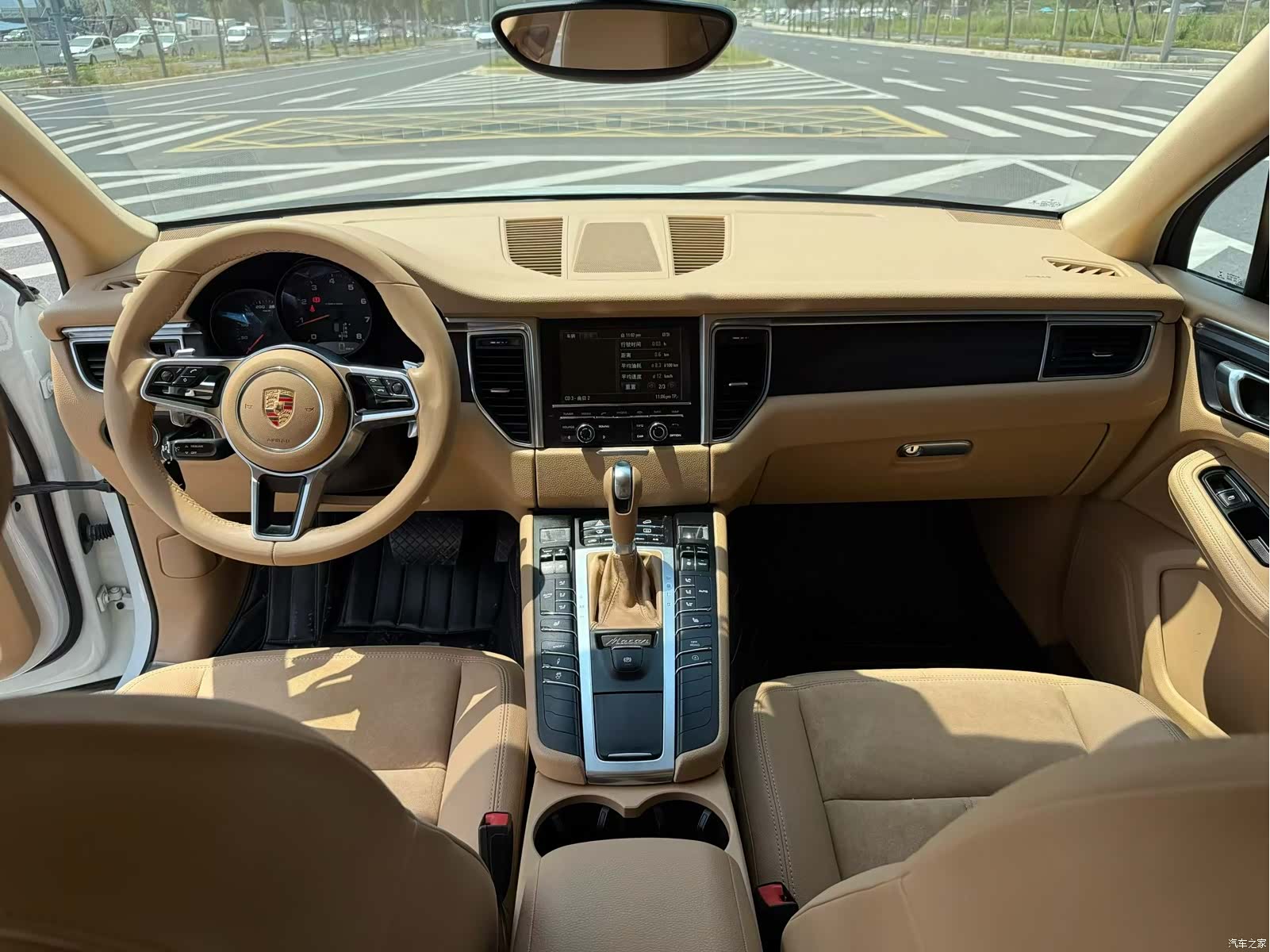 Porsche Macan, 2015 все фото