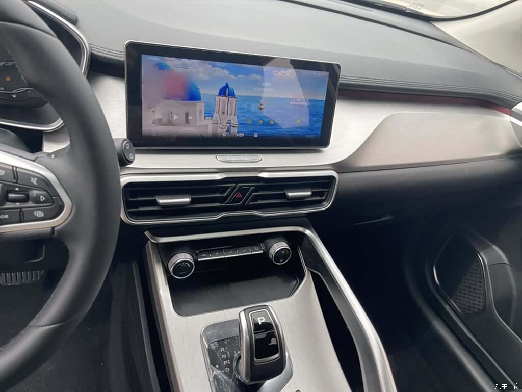 Geely Coolray, 2021 11