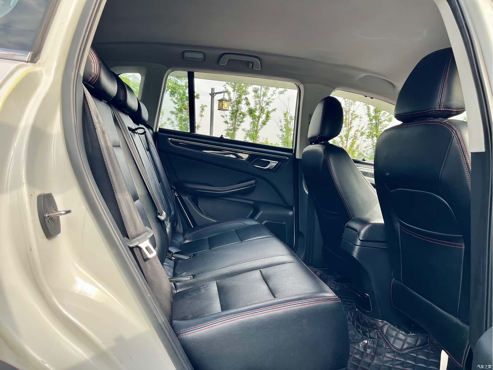 Zotye X5, 2015 18