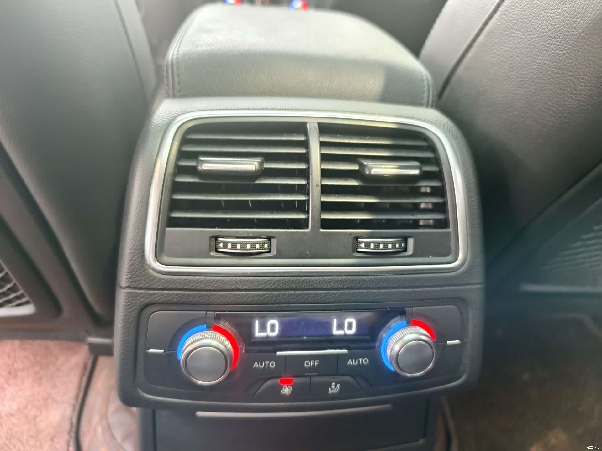 Audi A6L, 2016 11