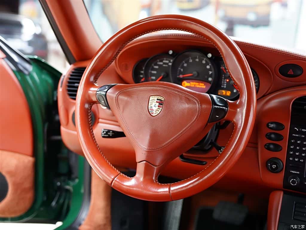 Porsche 911, 2004 48