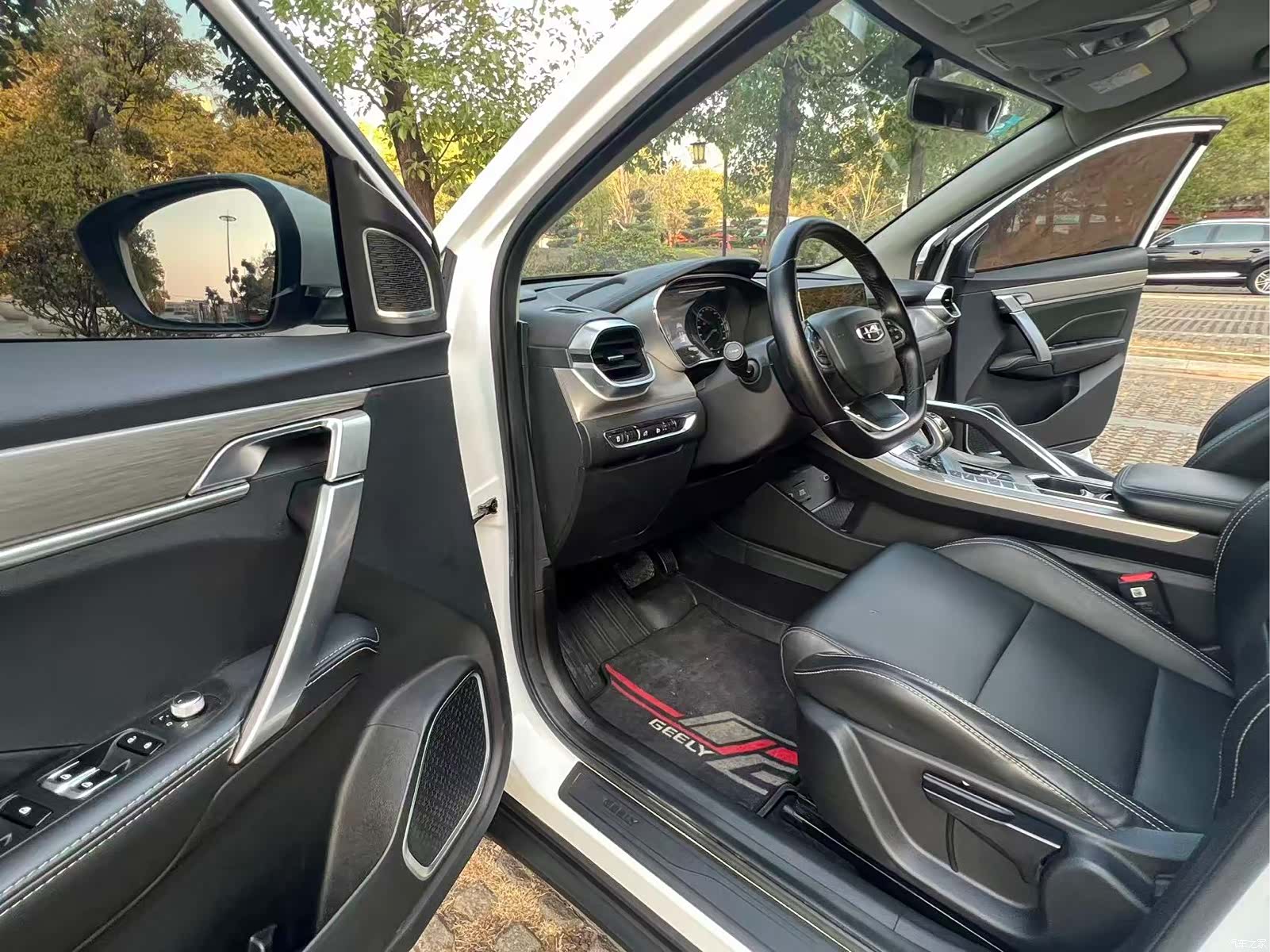 Geely Coolray, 2019 11