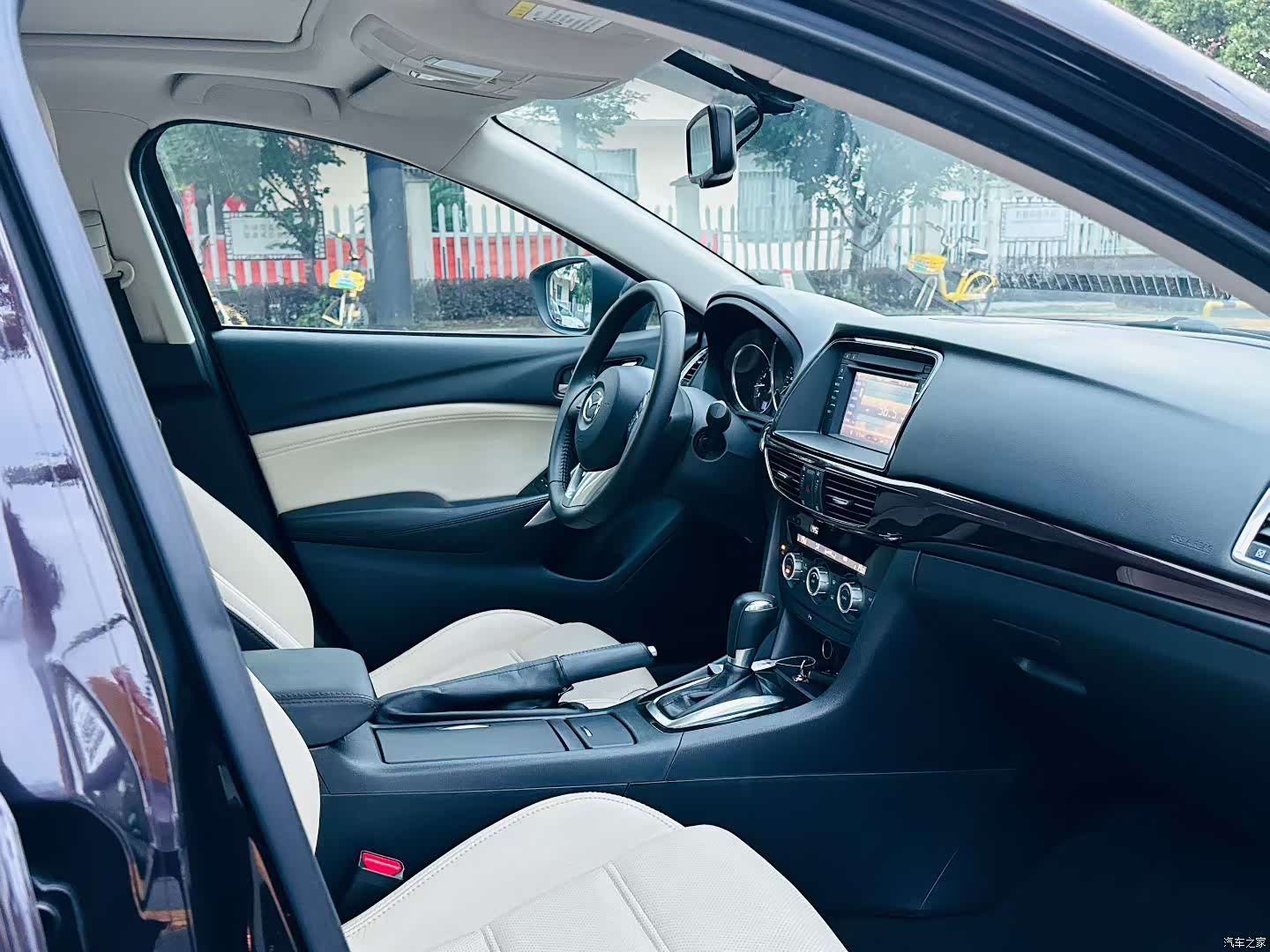 Mazda Atenza, 2016 4
