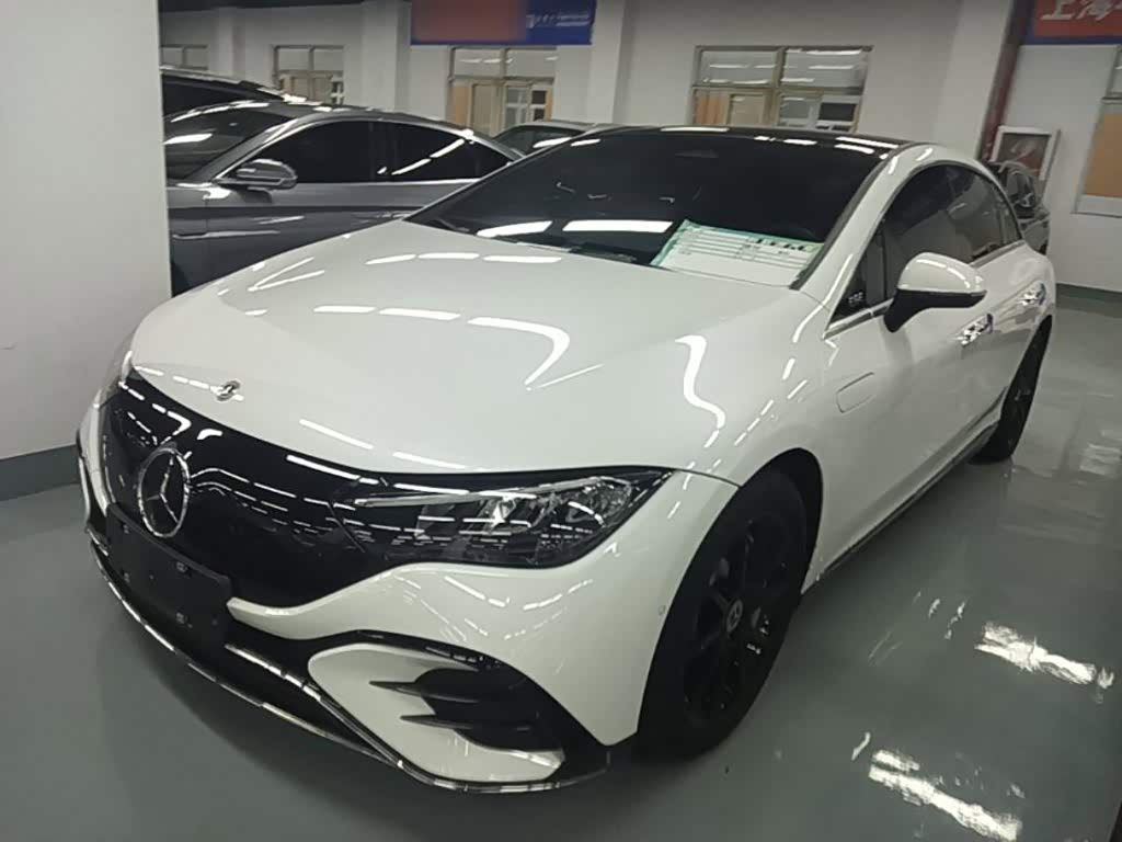 Mercedes-Benz EQE
