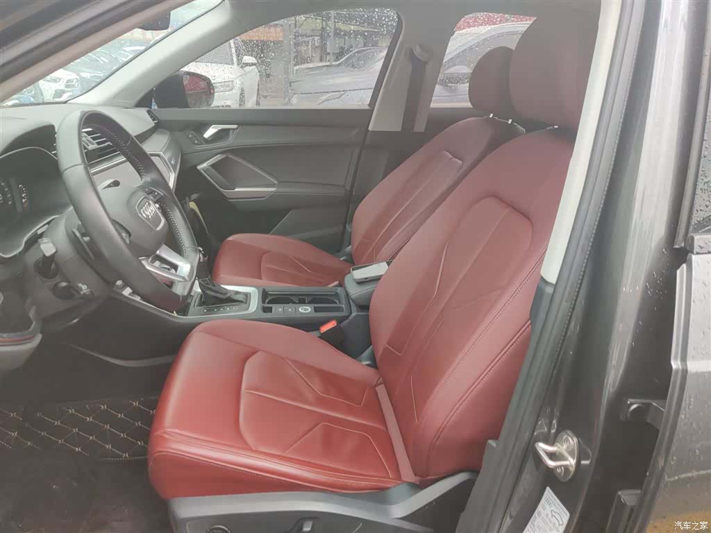 Audi Q3, 2021 11