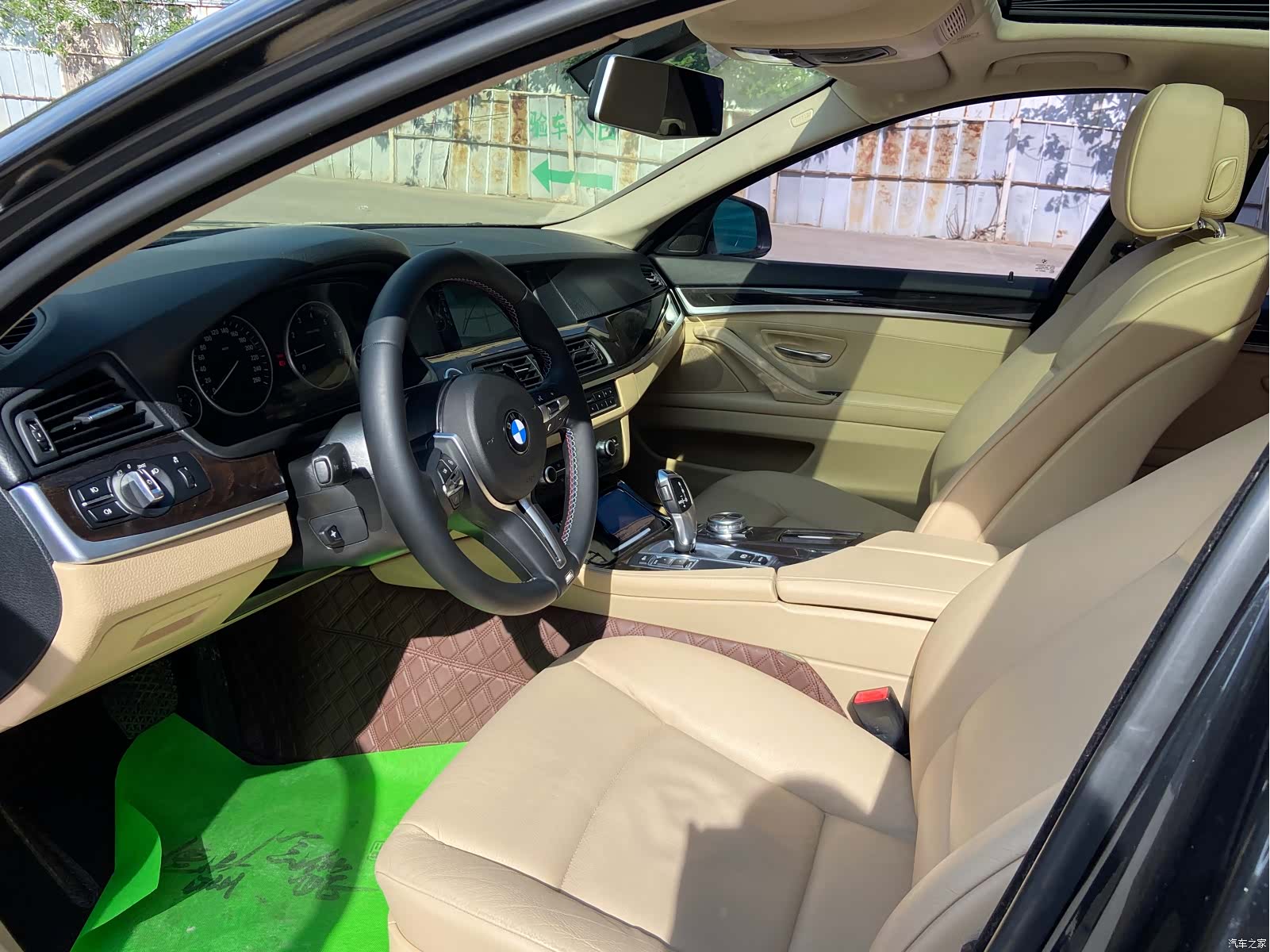 BMW 5 Series, 2013 9