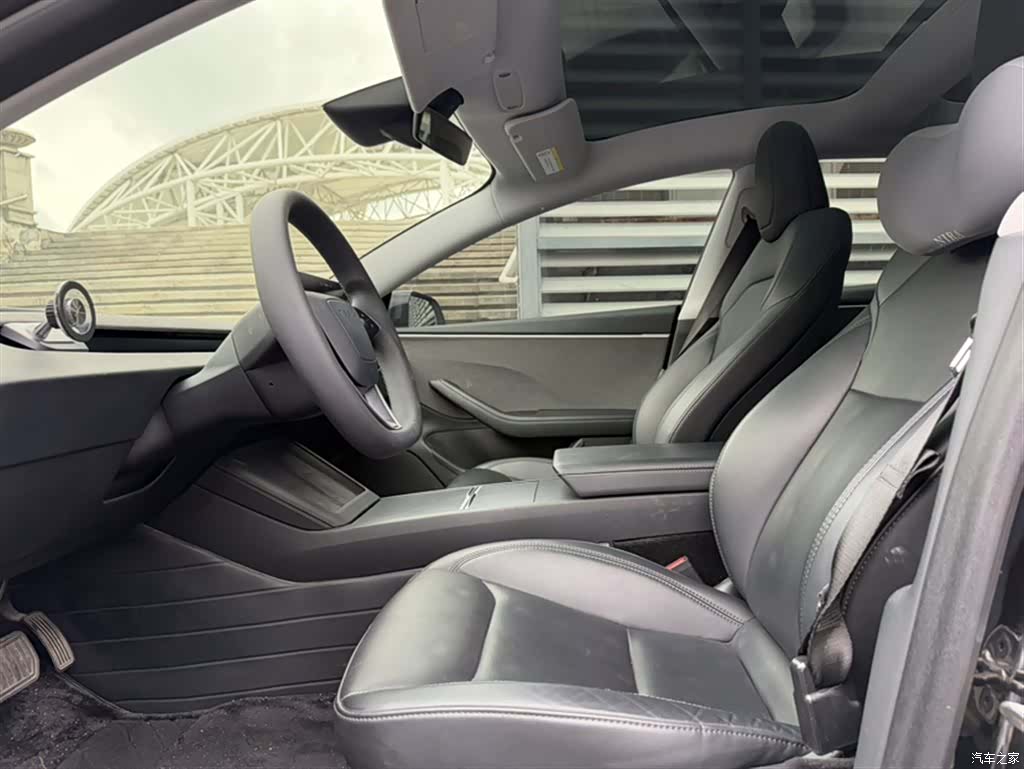 Tesla Model 3, 2023 12