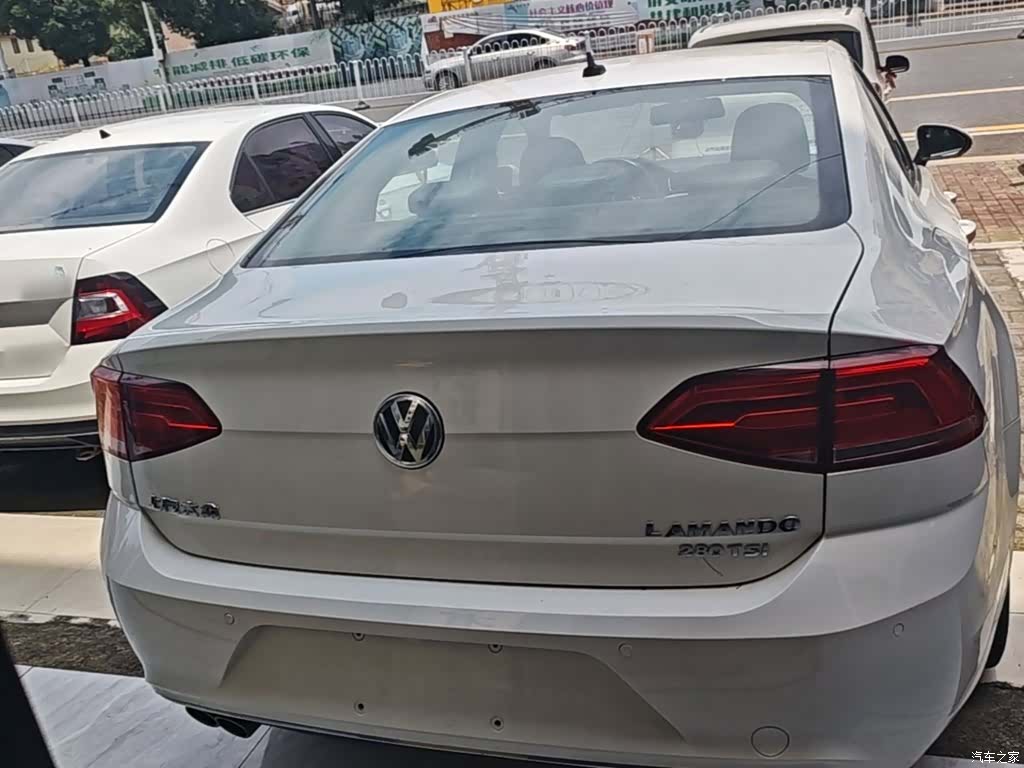 Volkswagen Lamando, 2018 6