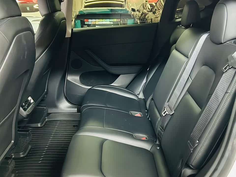 Tesla Model Y Tesla Model Y