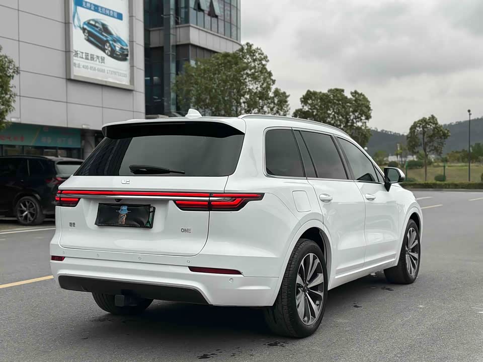 Li Auto Ideal ONE