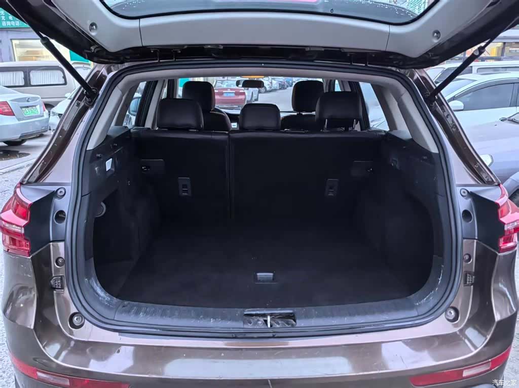 Zotye T600, 2016 15