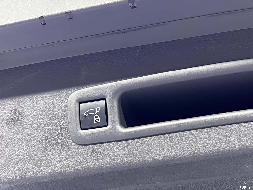 Toyota Granvia, 2024 27