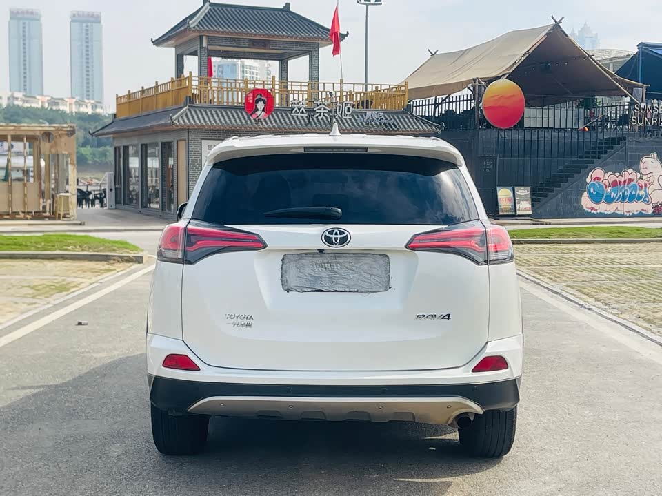 Toyota RAV4 Rongfang