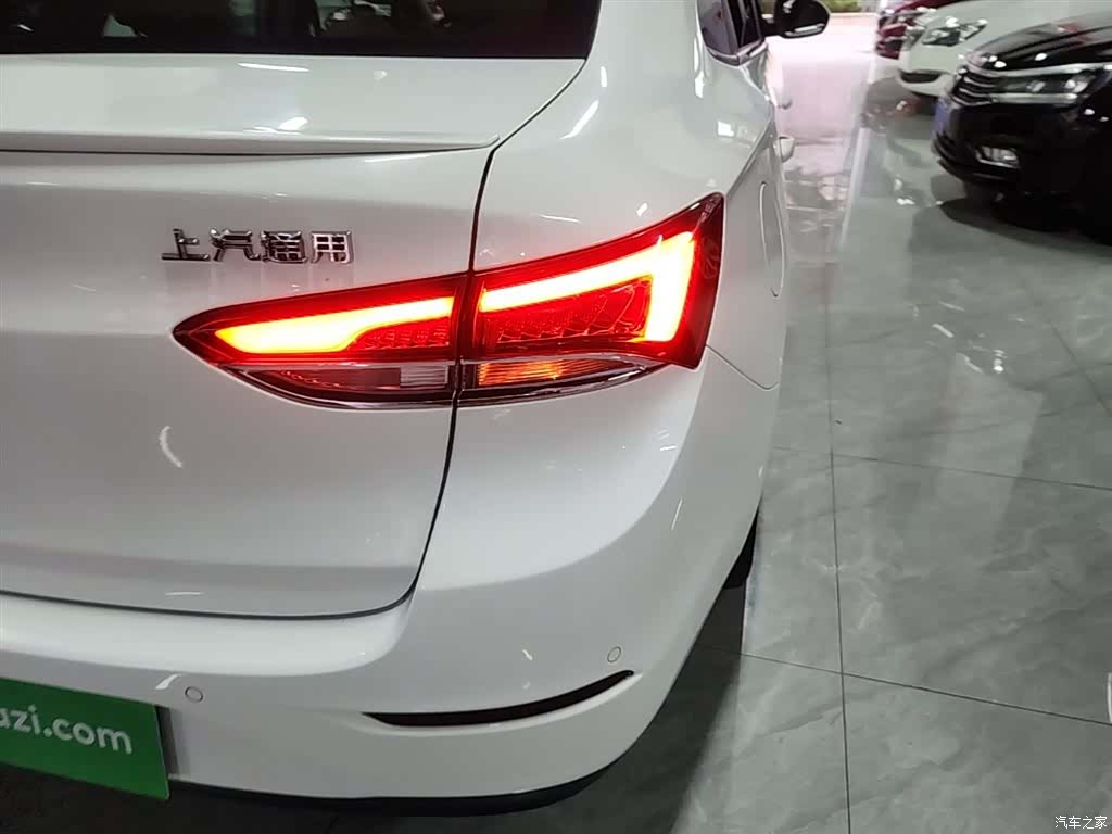 Buick V, 2019 8