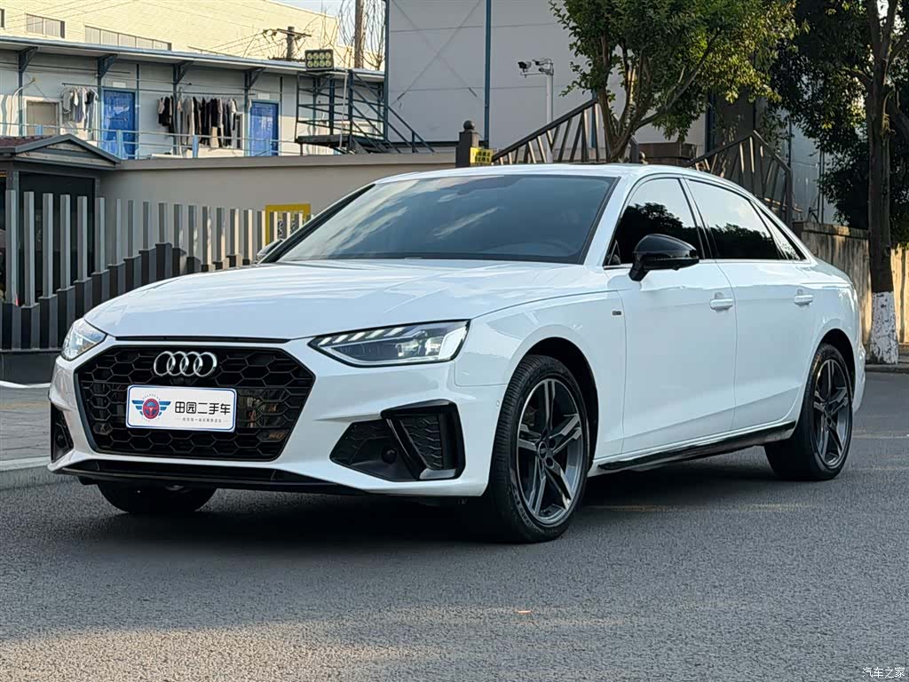 Audi A4L, 2022 1