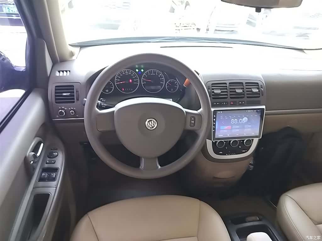 Buick GL8, 2015 11