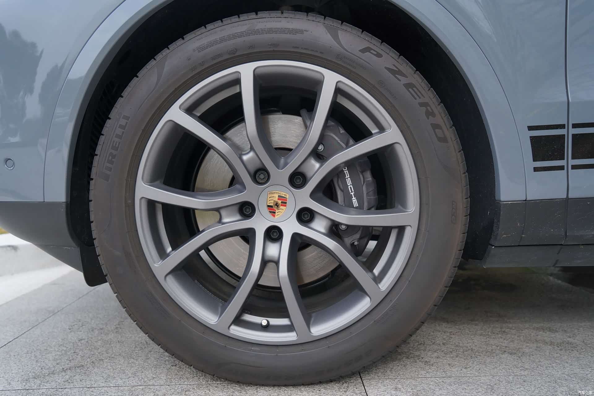 Porsche Cayenne, 2025 6