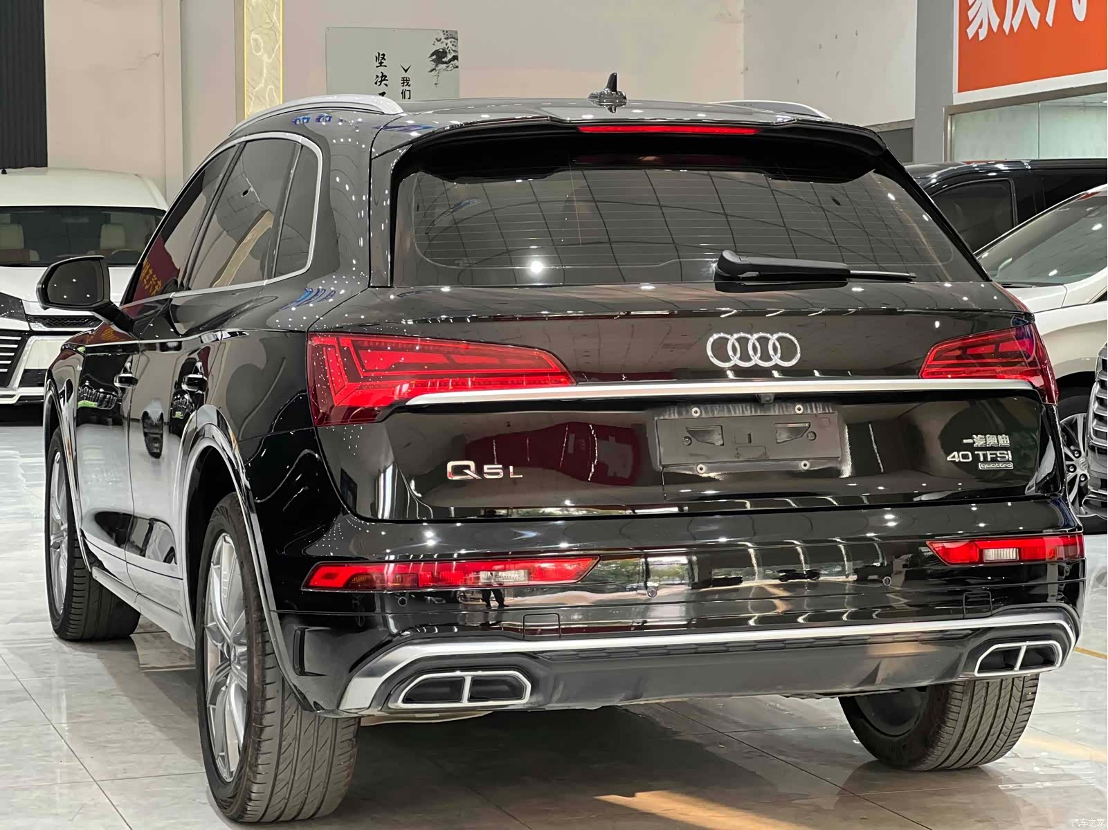 Audi Q5L, 2022 все фото