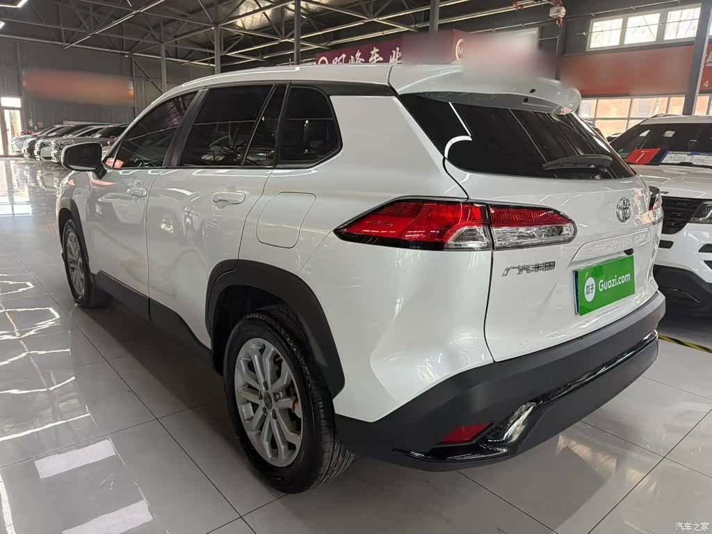 Toyota Frontlander, 2023 11