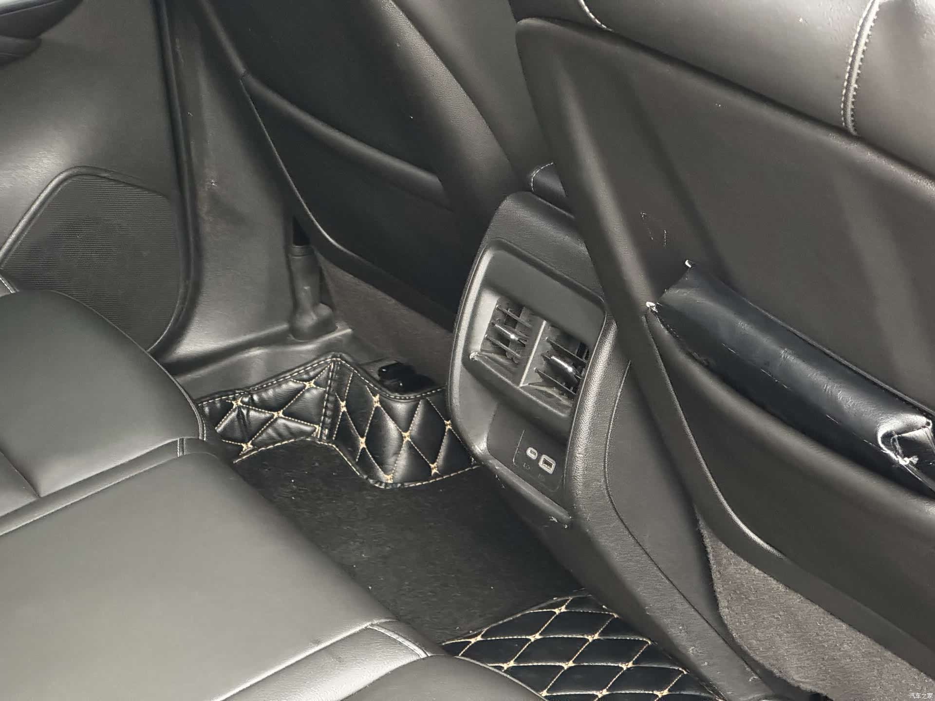 Cadillac XT4, 2020 15