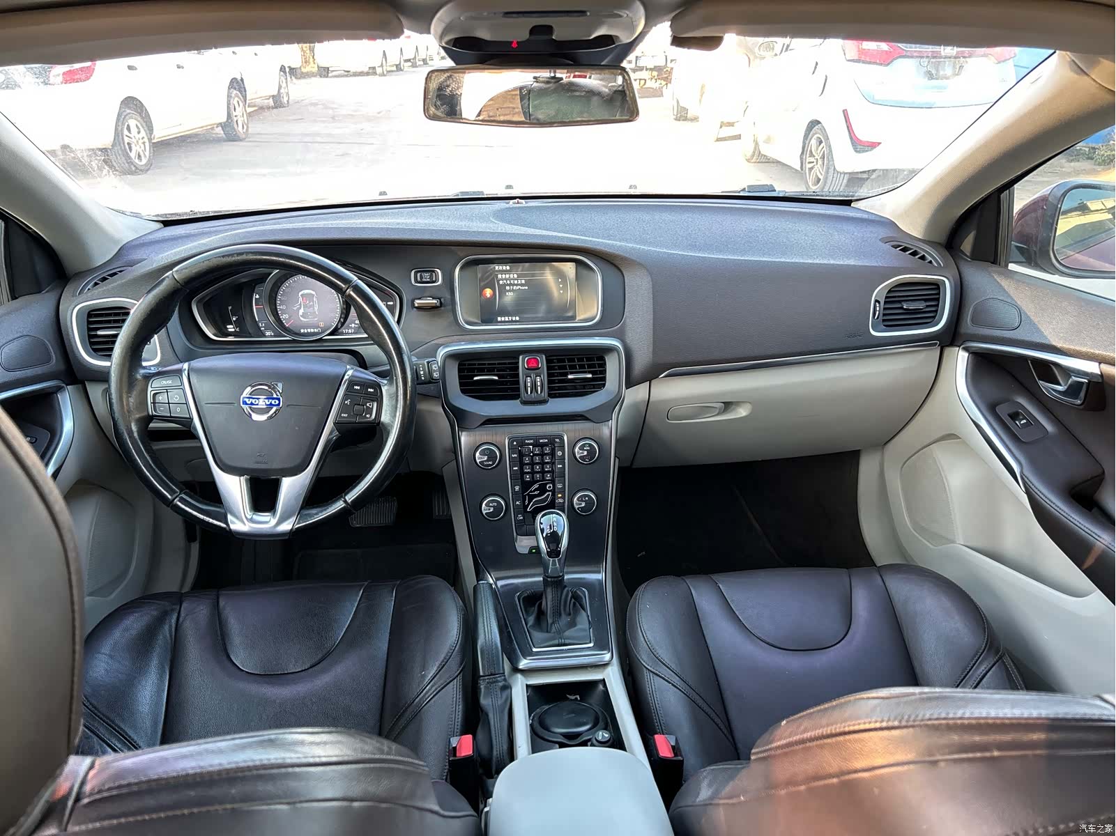 Volvo V40, 2015 31