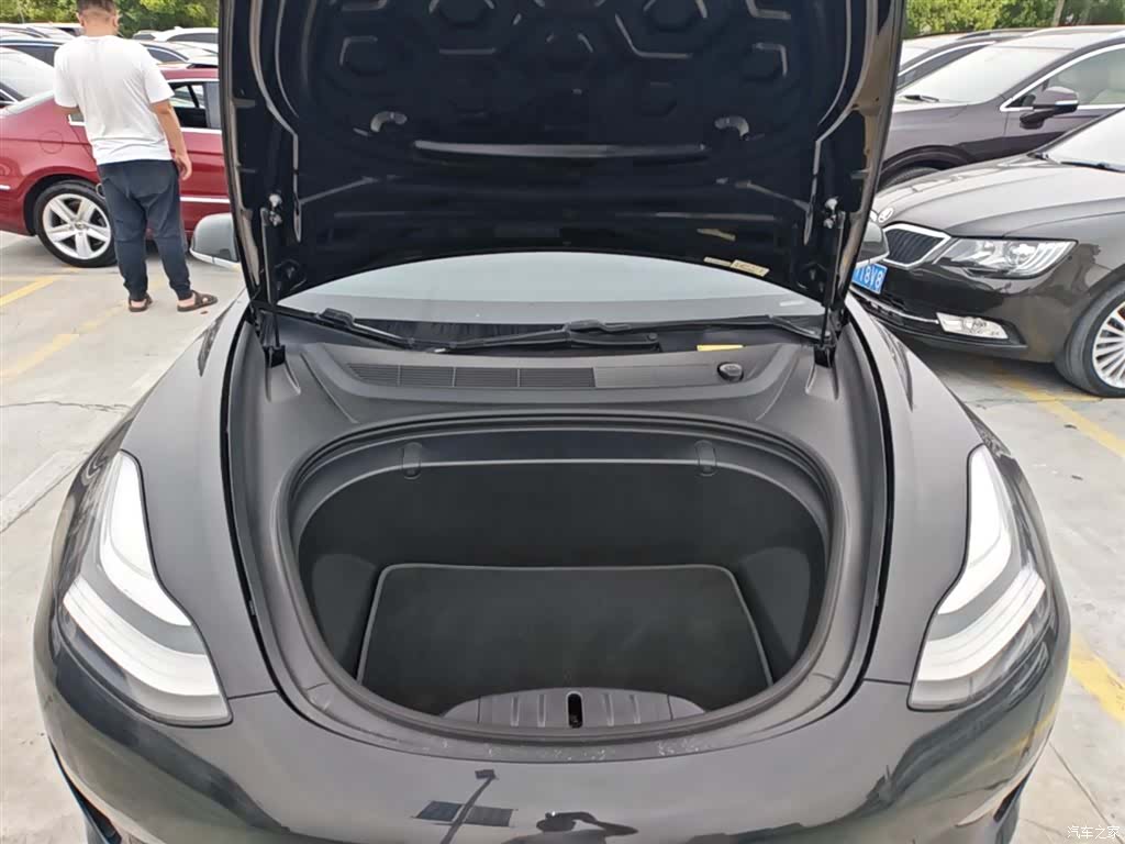 Tesla Model 3, 2019 20