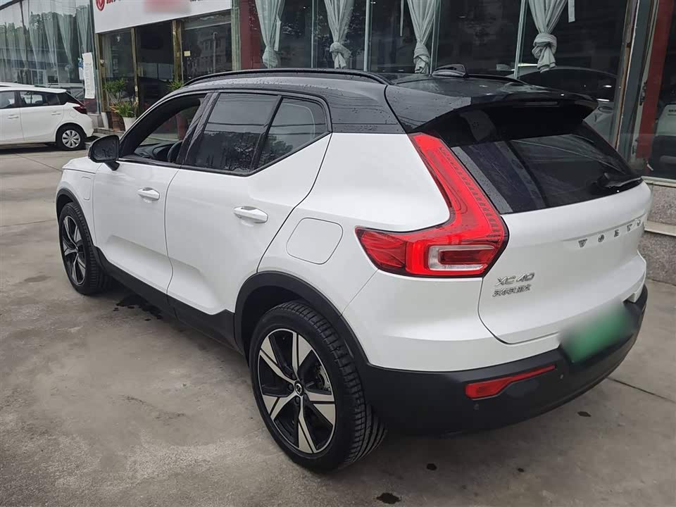 Volvo XC40