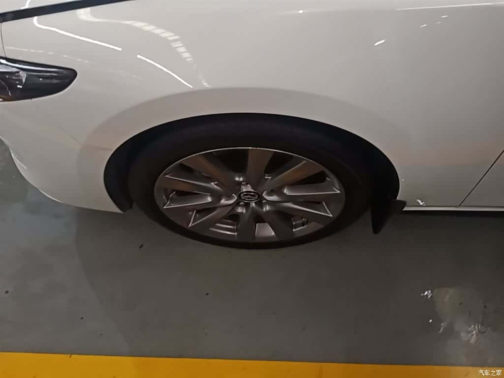 Mazda Mazda3, 2024 23