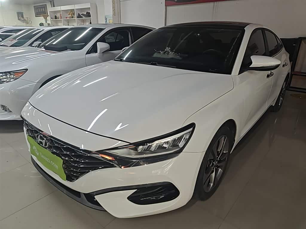 Hyundai Lafesta