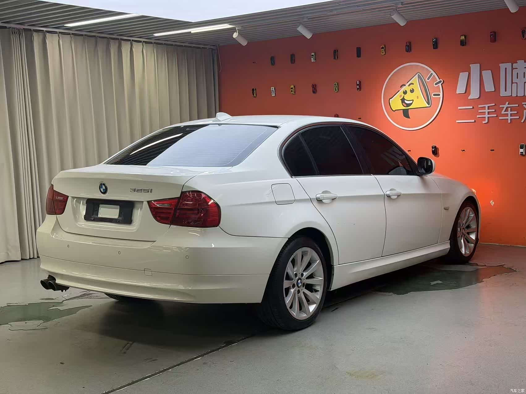 BMW 3 Series, 2011 6