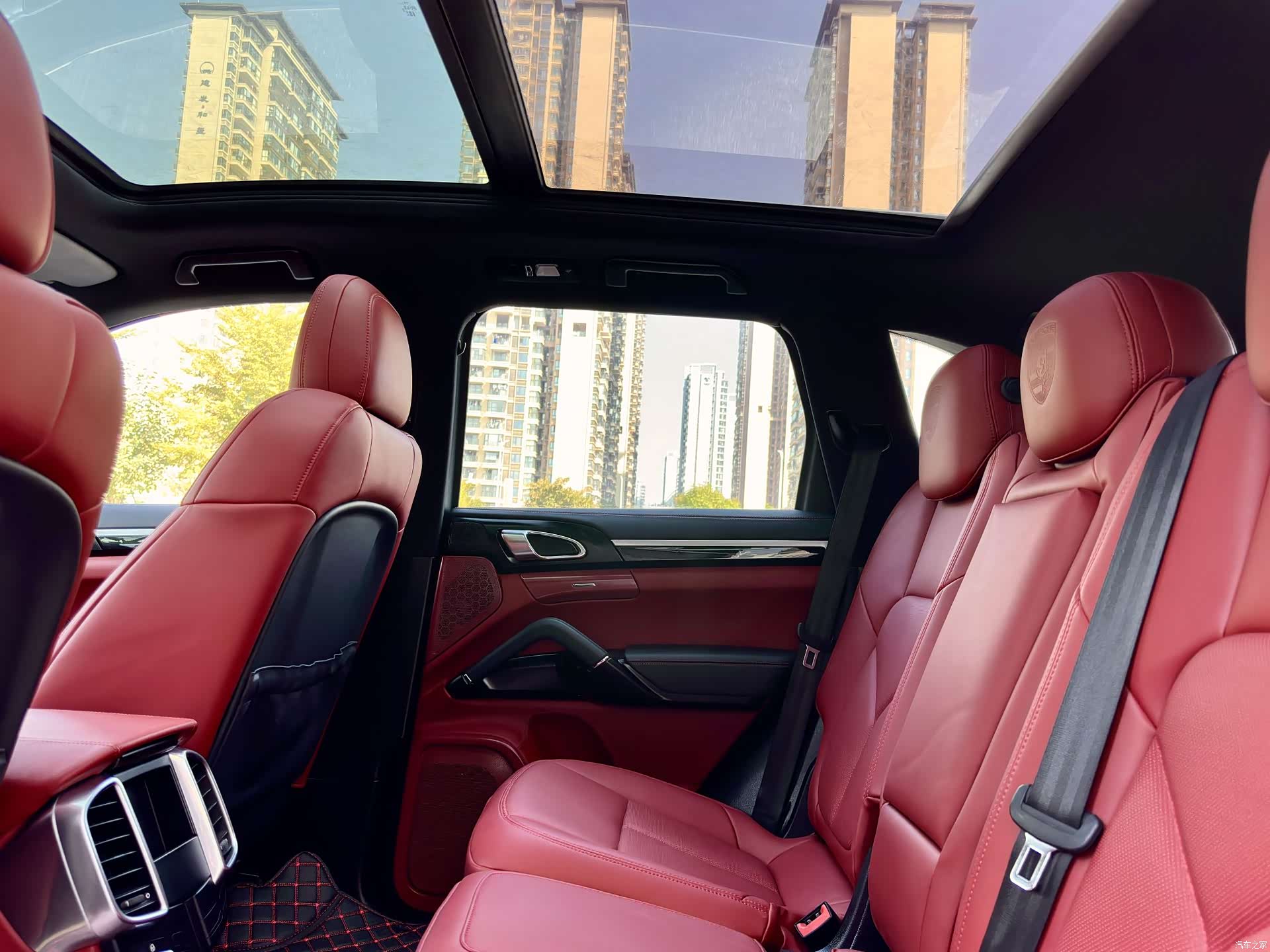 Porsche Cayenne, 2012 15