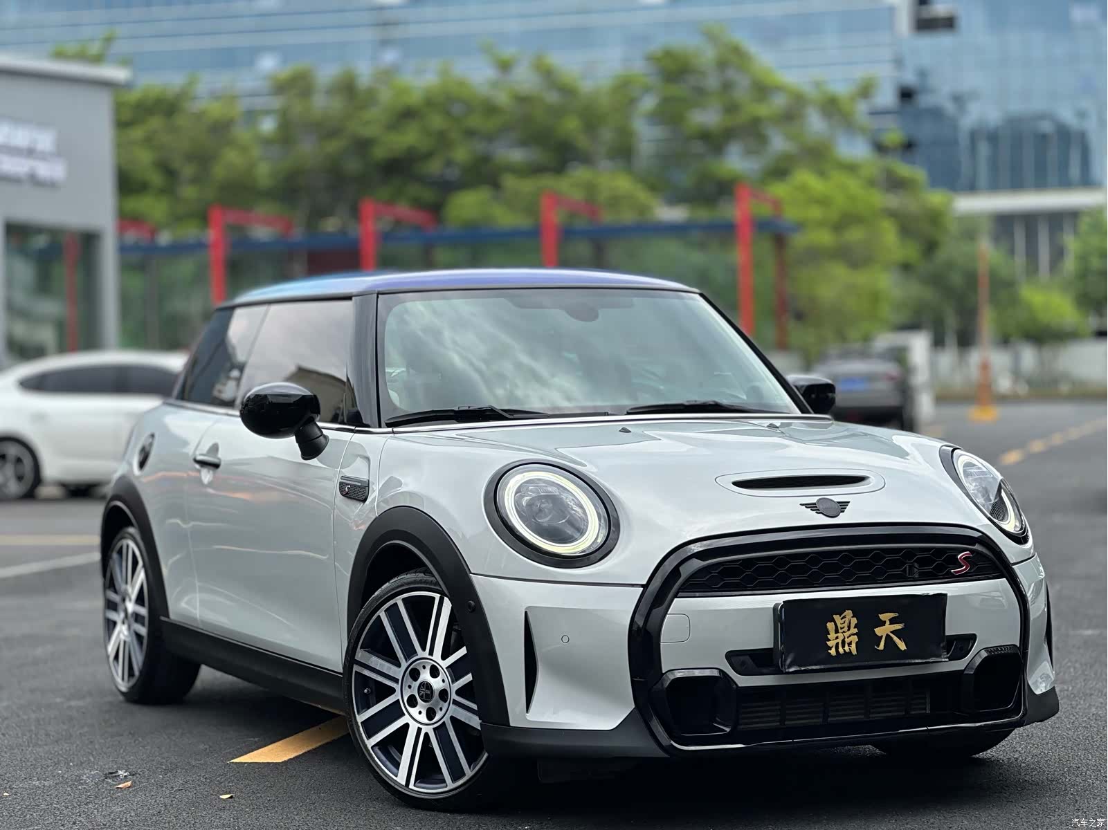 Mini Cooper, 2022 10